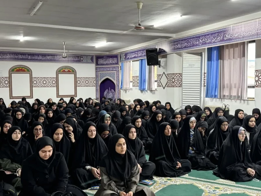 بازدید ادواری رئیس اداره نظارت و ارزیابی دانشگاه فرهنگیان مازندران از پردیس فاطمه الزهرا (س) ساری
 6