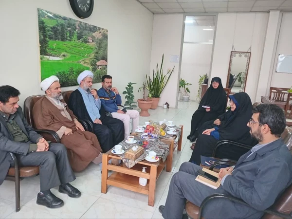 نشست هم افزایی با موضوع فعالیت های قرآنی در آستانه هفته قرآن و عترت 2