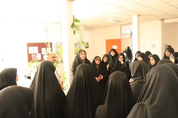 جمعی از دانش آموزان رشته معارفی مدرسه صدرا بابل امروز یکشنبه ۱۸ آبان ۱۴۰۴ از دانشگاه فرهنگیان مرکز حضرت فاطمه(س)بازدید کرده اند. 2