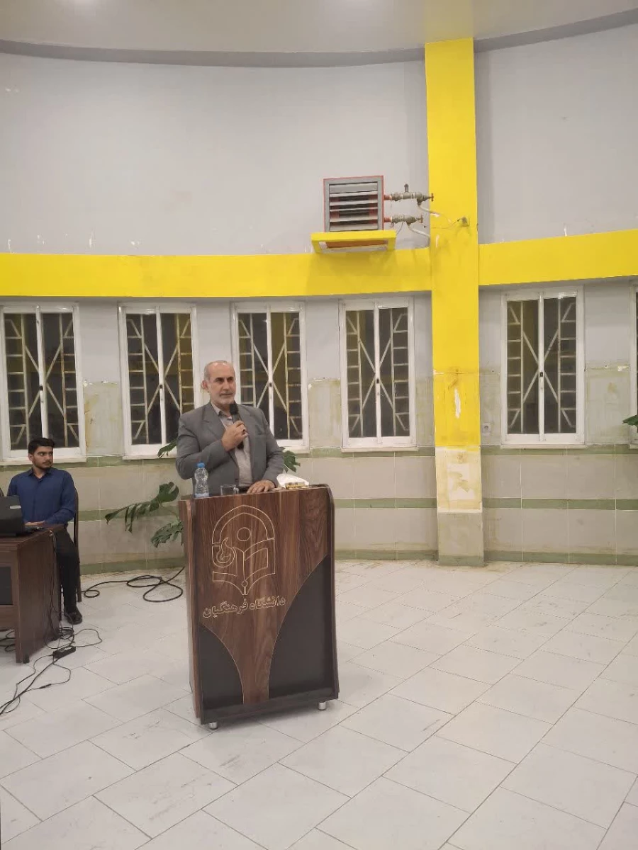 نشست مسئولان و دانشجومعلمان مرکز کلارآباد با مسئولان شهرستان عباس آباد با حضور رئیس دانشگاه فرهنگیان مازندران 7