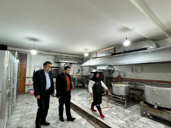 بازدید مسئولان امور دانشجویی استان از پردیس خواهران ساری  3