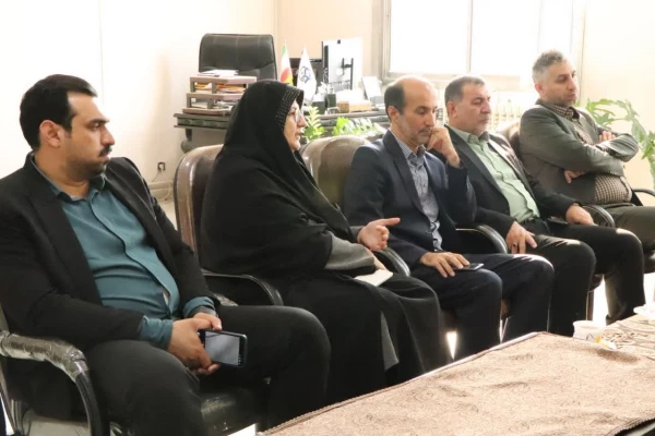 بازدید فرماندار، شهردار،رئیس آموزش پرورش و جمعی از مدیران شهرستان قائمشهر از مرکز حضرت فاطمه(س) 2