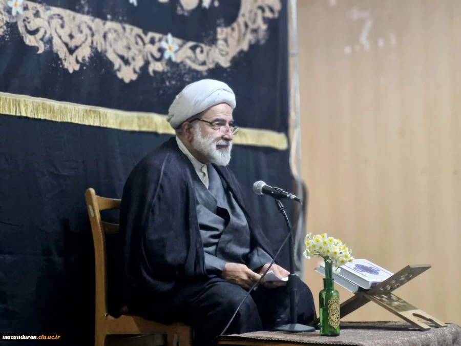 در قاب های این شب نورانی، 
دل هایی پیداست که
 با ذکر «یا فاطمه ﷺ» آرام گرفته اند. 2