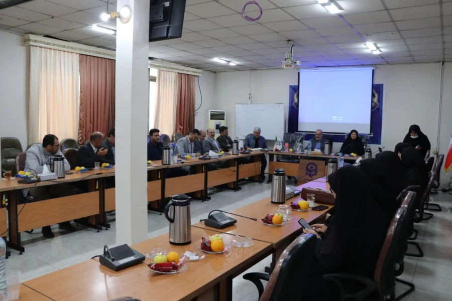 جلسه توجیحی با حضور اساتید مشاوره دانشجومعلمان شاهد وایثارگر 8