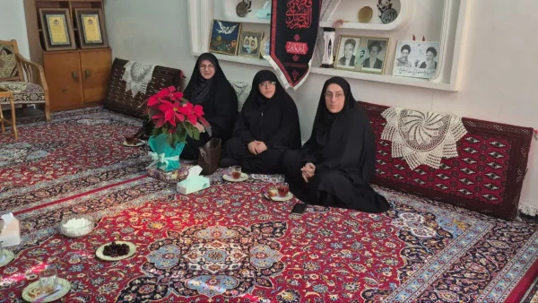 بازدید از خانواده شهیدان حسین و علی علی نژاد 5