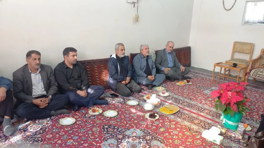 بازدید از خانواده شهیدان حسین و علی علی نژاد 7