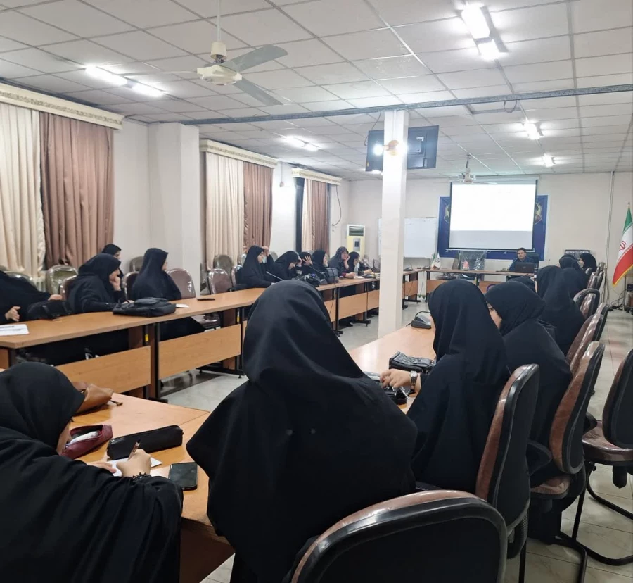 سلسله کارگاه تخصصی مقاله نویسی، در دو جلسه آموزشی و تعاملی به همت انجمن علمی علوم تربیتی دانشگاه فرهنگیان حضرت فاطمه (س) قائمشهر و با تدریس دکتر امیر پوراحمدعلی،استاد برجسته و عضو هیئت علمی دانشگاه فرهنگیان برگزار شد. 2