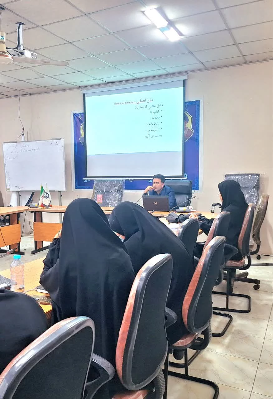 سلسله کارگاه تخصصی مقاله نویسی، در دو جلسه آموزشی و تعاملی به همت انجمن علمی علوم تربیتی دانشگاه فرهنگیان حضرت فاطمه (س) قائمشهر و با تدریس دکتر امیر پوراحمدعلی،استاد برجسته و عضو هیئت علمی دانشگاه فرهنگیان برگزار شد. 2