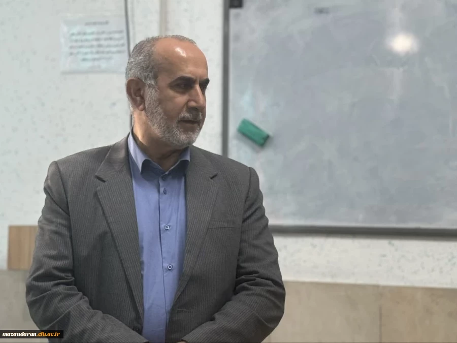 بازدید رئیس دانشگاه فرهنگیان مازندران از کلاس های آموزشی پردیس فاطمه الزهرا(س) ساری 2