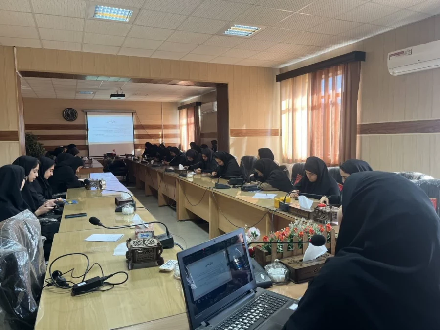 حوزه پژوهش به همت معاونت تربیت بدنی بسیج به مناسبت هفته پژوهش برگزار کرد 3