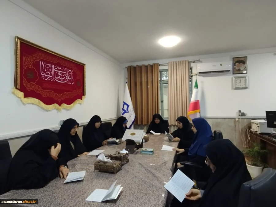 چهارشنبه های عاشورایی قرائت زیارت عاشورا 3