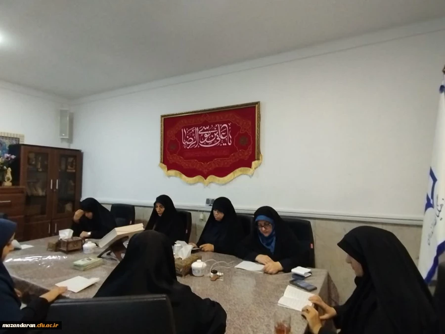 چهارشنبه های عاشورایی قرائت زیارت عاشورا 4