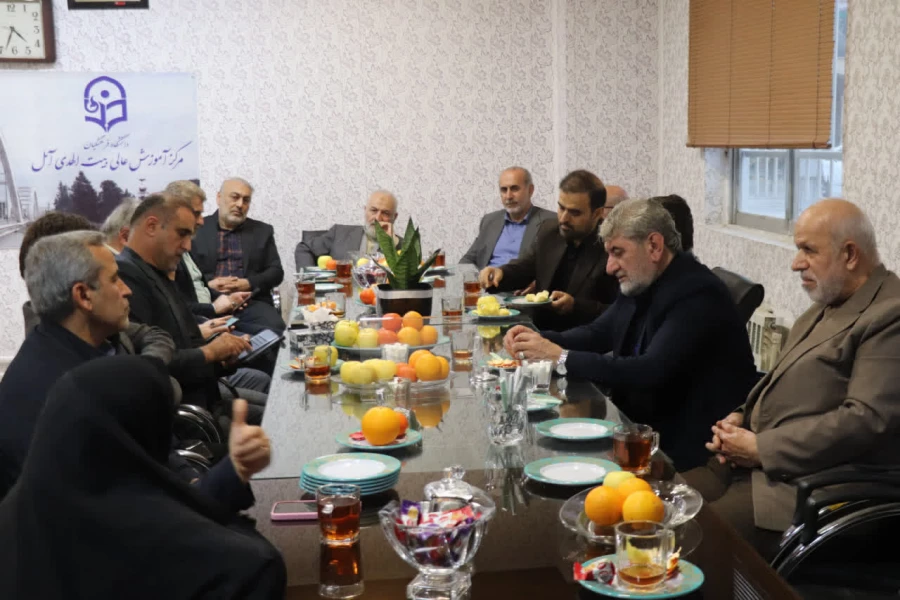 برگزاری همایش روز دانشجو و نشست بررسی مسائل دانشگاه فرهنگیان مازندران در مرکز بیت الهدی آمل 
 5