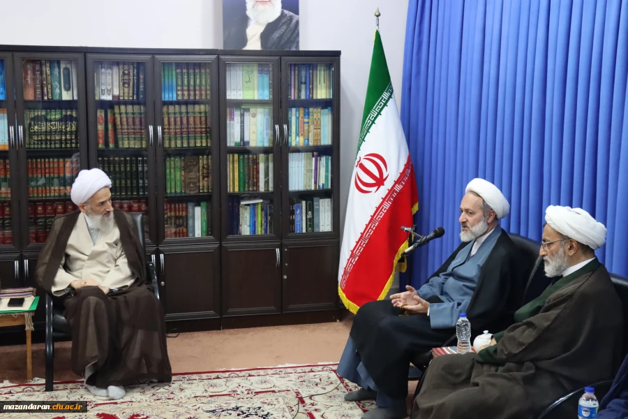 دیدار اعضای هیات رئیسه دانشگاه فرهنگیان با نماینده ولی فقیه در مازندران
 6