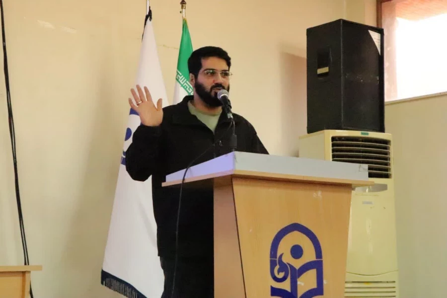 نشست صمیمی و تعاملی معاونت سیاست ورزی ناحیه بسیج دانشجویی استان با دانشجویان مرکز حضرت فاطمه(س)قائمشهر 2