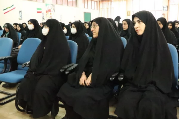نشست صمیمی و تعاملی معاونت سیاست ورزی ناحیه بسیج دانشجویی استان با دانشجویان مرکز حضرت فاطمه(س)قائمشهر 2
