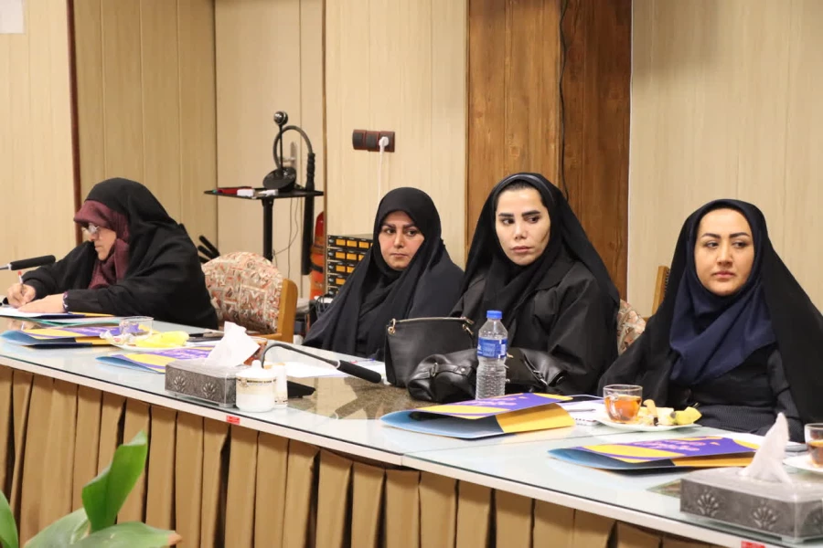 همراهی و کوشش بی وقفه عوامل اجرایی بیست و پنجمین المپیاد فرهنگی ورزشی دانشجومعلمان سراسر کشور 
 4