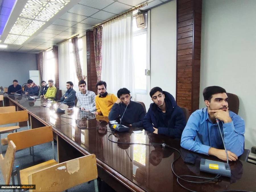 برگزاری نشست رو در رو مسئولان دانشگاه فرهنگیان بابل با دانشجویان 4