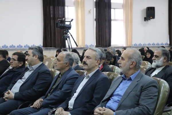 برگزاری همایش نیروهای انقلاب 11