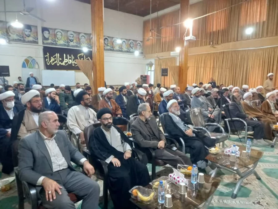 حضور رئیس دانشگاه فرهنگیان مازندران در نشست وحدت حوزه و دانشگاه قائم شهر
 3