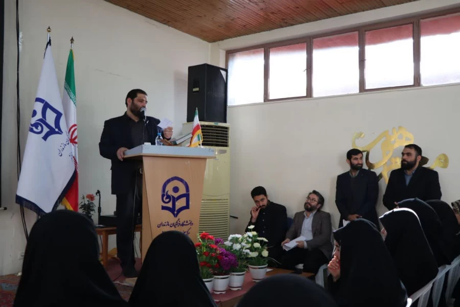 برگزاری نشست صمیمی «دانشجو و حراست؛ تعامل یا تقابل؟» با حضور رئیس حراست دانشگاه فرهنگیان مازندران در مرکز حضرت فاطمه(س) قائم شهر 11