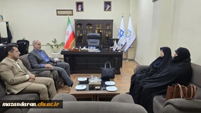 نشست رئیس دانشگاه فرهنگیان مازندران با روسای جدید دانشکده ها

نشست رئیس دانشگاه فرهنگیان مازندران با روسای جدید دانشکده ها برگزار شد.