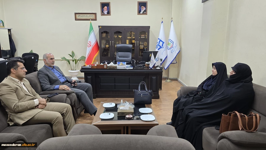 نشست رئیس دانشگاه فرهنگیان مازندران با روسای جدید دانشکده ها برگزار شد. 2