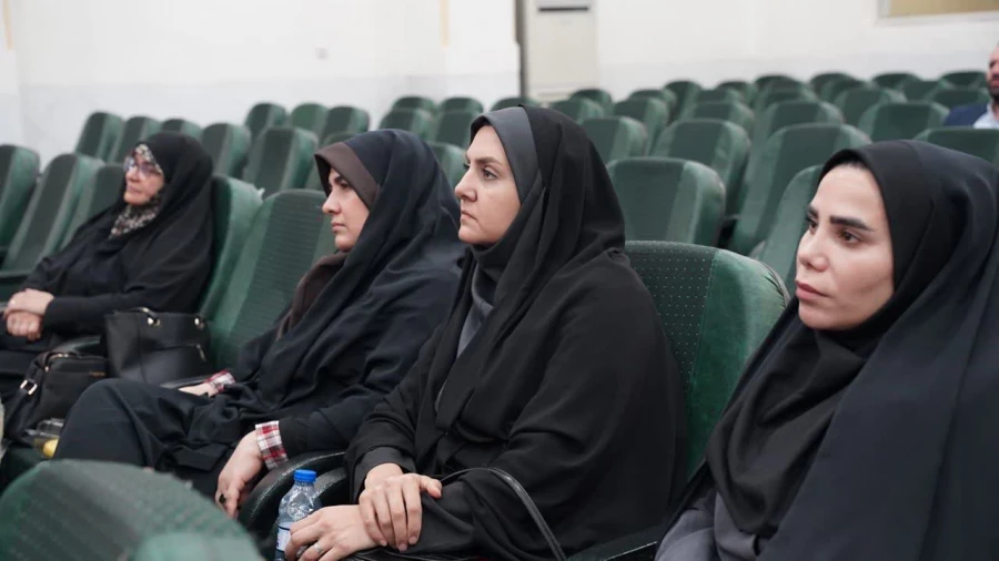 برگزاری آیین تکریم و معارفه رئیس دانشگاه فرهنگیان استان مازندران 
 3