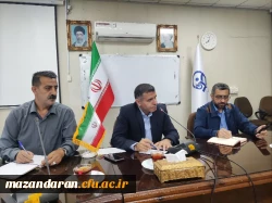 برگزاری نشست صمیمانه رئیس و مسئولین دانشکده علوم انسانی شهید رجایی بابل با نیروهای محترم شرکتی
 4